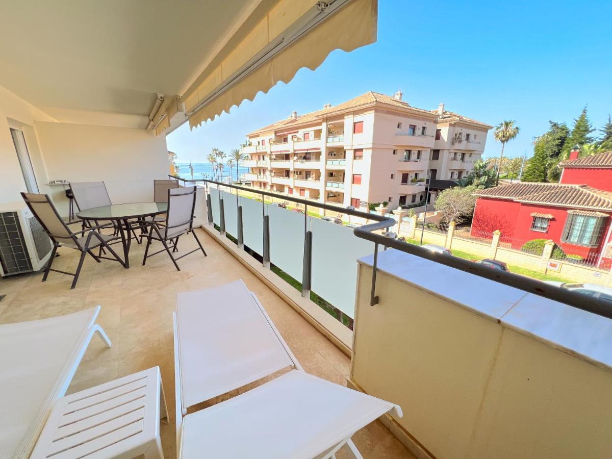 3 Bed Las Petunias, San Pedro Marbella Bagian luar foto